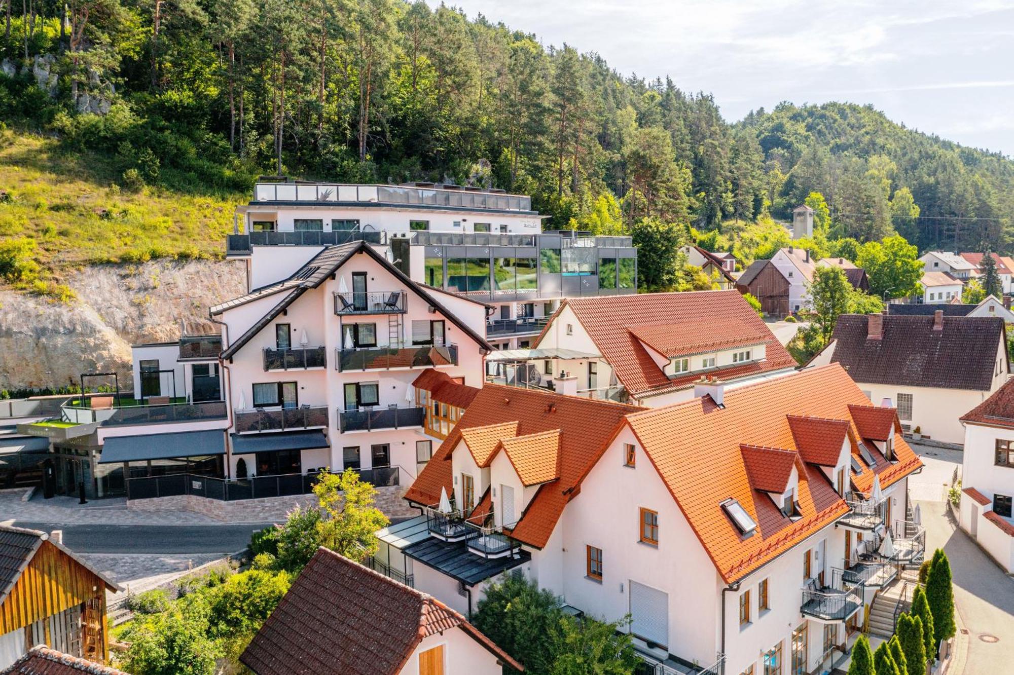 Landhotel Sternwirt - Das Wellnesshotel Zwischen Nuernberg Und Amberg Хёген Экстерьер фото