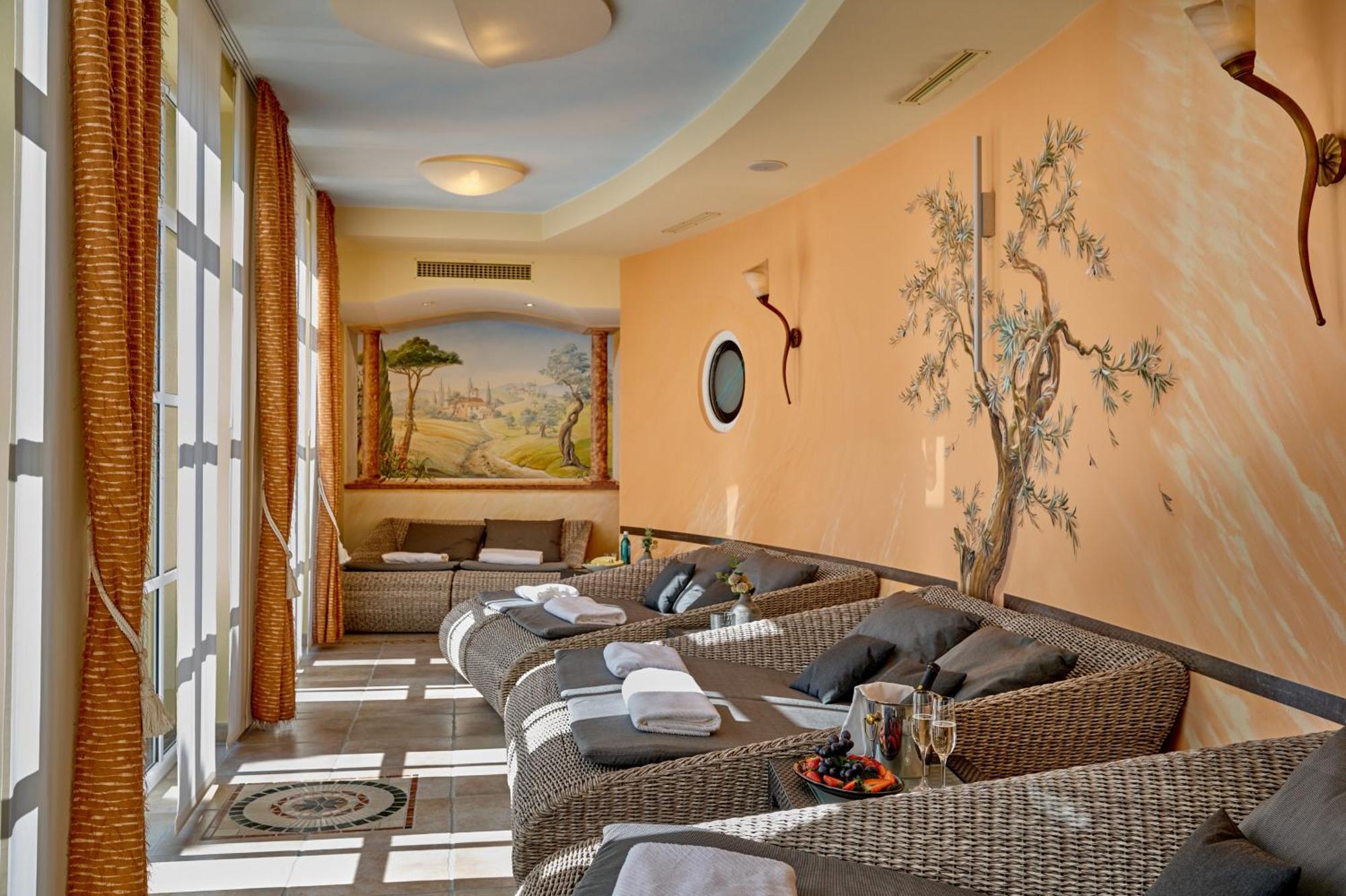 Landhotel Sternwirt - Das Wellnesshotel Zwischen Nuernberg Und Amberg Хёген Экстерьер фото